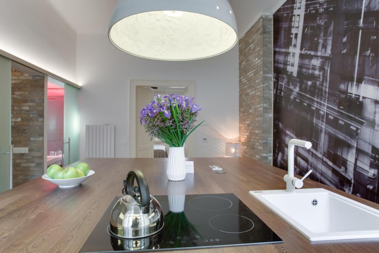Bright Prague Na Porici Apartment Exterior photo